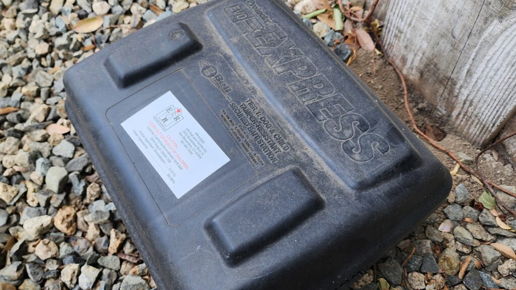 vermin control box for rodent control from ER Pest and Termite